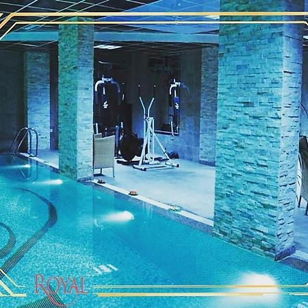 Hotel Royal Пристина Екстериор снимка