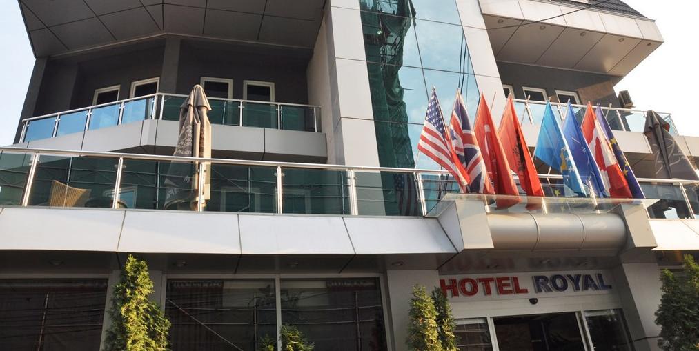 Hotel Royal Пристина Екстериор снимка